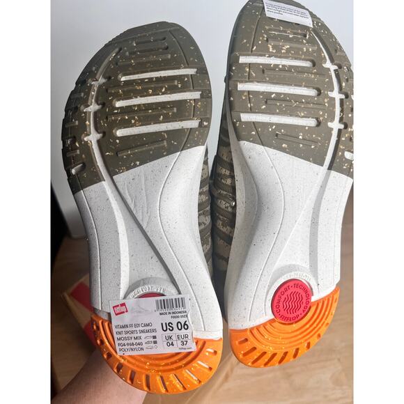 FitFlop Camo Knit Lace Up Sneakers Tan Lightweight Walking Shoes New in Box - Picture 4 of 7